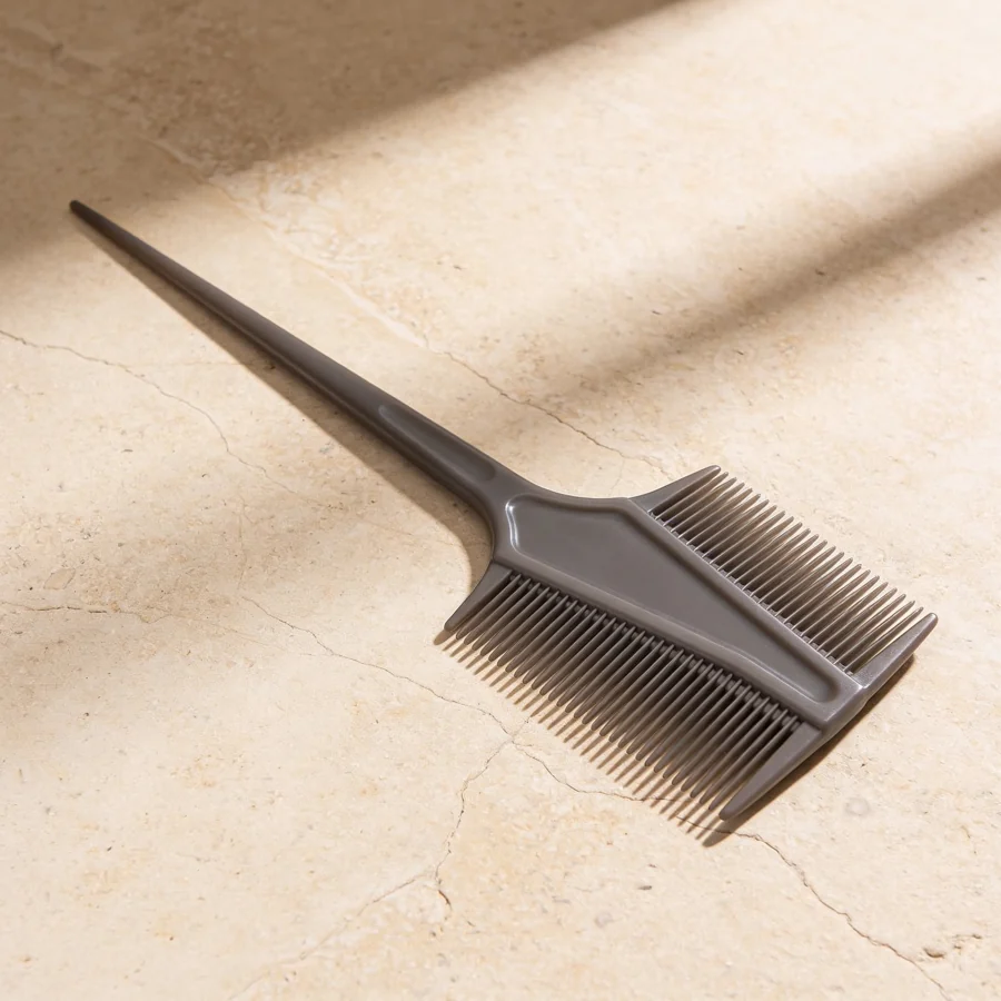 Fine Tail Sectioning Comb — Charcoal