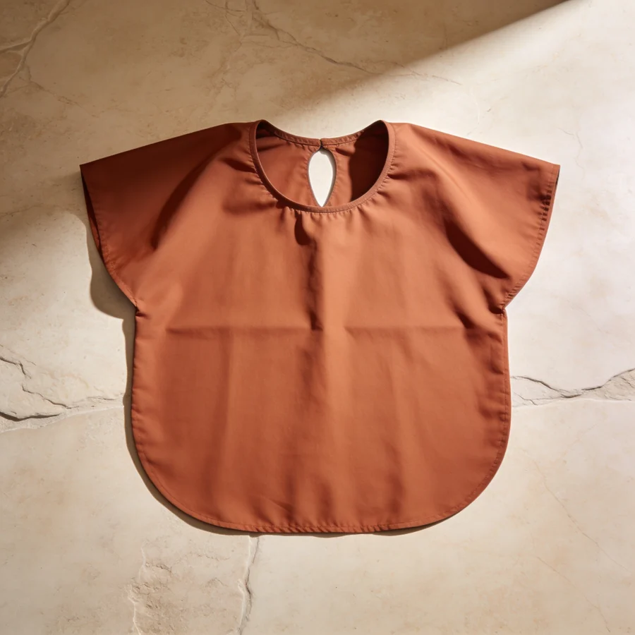 Shoulder Colouring Cape — Terracotta
